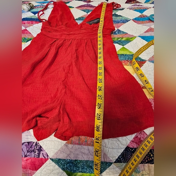 One Clothing Deep V-Neck Red Romper Women's Size Medium NWT - Picture 4 of 12